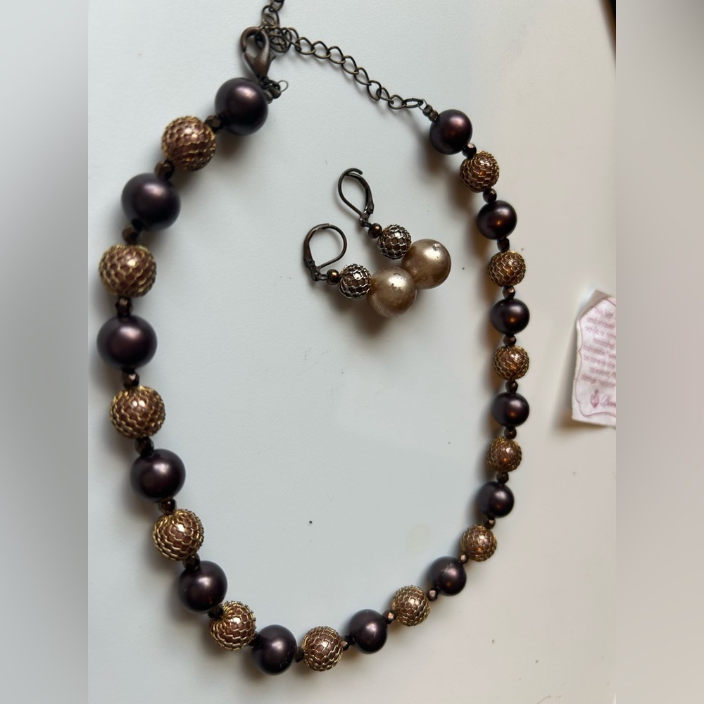 Premier Designs Vintage Jewelry Set Faux Pearl Necklace and Dangle Earrings - Picture 5 of 13
